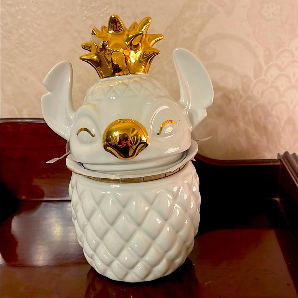 White and Gold Pineapple Ceramic Jar- stitch candle from Disneyland